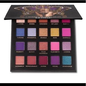 NEW Eloise Beauty The Queen Eyeshadow Palette